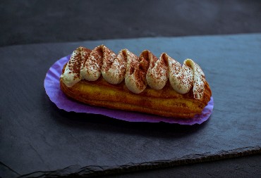 EKLER TORTA KOJA SE NE PEČE: Savršen kremasti desert, prava harmonija ukusa