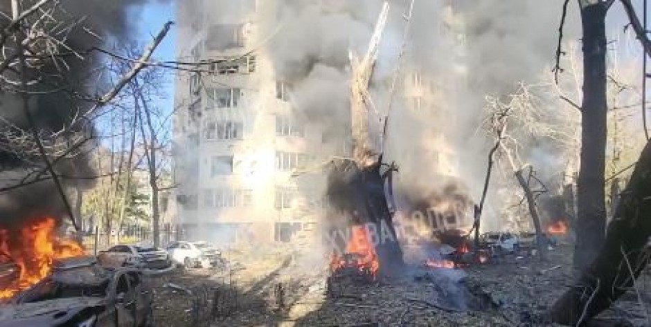 HOROR U ODESI! Rusi pogodili hotel, ima mrtvih i ranjenih! (VIDEO)