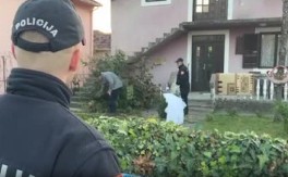 POLICIJA OTKRILA ŠOK DETALJE O ŽENI IZREŠETANOJ U DVORIŠTU KUĆE: U toku potraga za dvojicom muškaraca