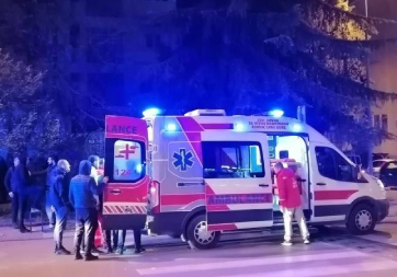 STRAVIČAN SUDAR KOD PRIJEPOLJA Dva automobila potpuno smrskana