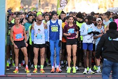 SPEKTAKL U SRPSKOJ PRESTONICI Počeo peti Beogradski polumaraton (VIDEO)