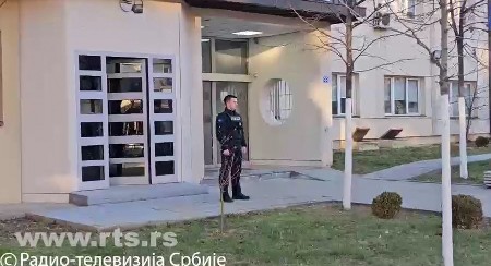 U PRITVORU 30 DANA ZBOG "KOSOVO JE SRBIJA": Trojici državljana Crne Gore sud u Peći odredio zadržavanje