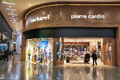 MODNA KUĆA MORA DA PLATI OGROMNU KAZNU Sprečavala kupovinu robe i ugrozila tržište