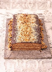 POSNA REFORMA Čokoladna rapsodija sa orasima dostojna kraljevske trpeze