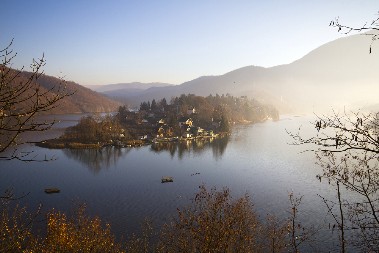 OVČAR BANJA DOBIJA NOVI PUT Meštani srećni i zadovoljni