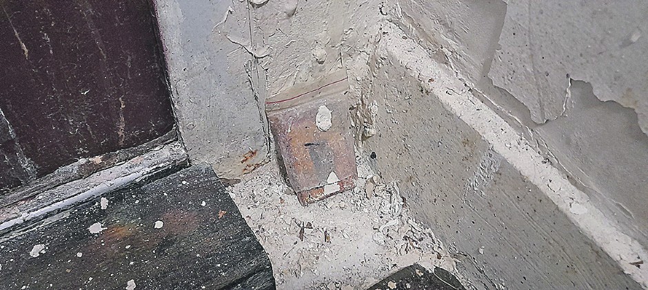 UBILA MAJKU, PA IZBACILA IKONU SVETE PETKE I OKRENULA JE NAOPAČKE! Ispituje se da li iza stravičnog ubistva žene na Novom Beogradu stoji sektaški ritual