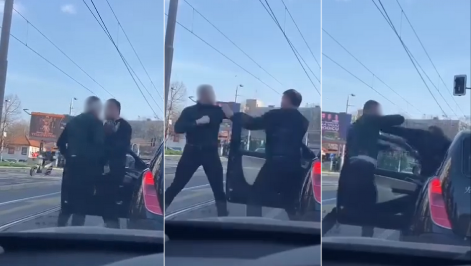 BRUTALNO: NJIH OSAM NA KARABURMI BIJE JEDNOG DEČKA! Momak se popeo na automobil da se zaštiti