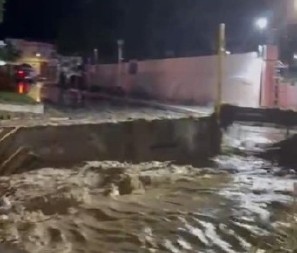 NEVREME U GRČKOJ IZAZVALO KATASTROFU Proglašeno vanredno stanje, prizori su strašni (FOTO)