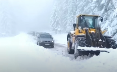 SNEG ZAVEJAO CRNU GORU Ako krećete na put, u ovom delu očekuje se novih 20 centimetara, a evo kada sledi otopljenje (VIDEO)