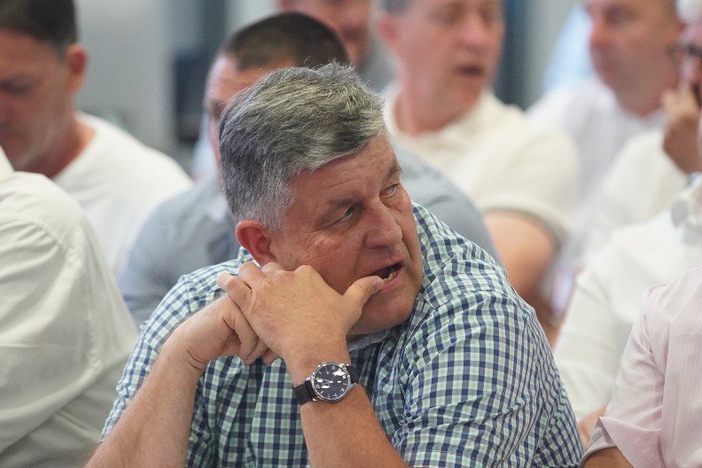 I DEJAN NEDIĆ ŠOKIRAN SUDIJAMA: Bezobrazluk, bruka i sramota ko sve nosi FIFA grb!