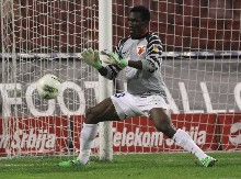 BIO JE MILJENIK "DELIJA", GLUMIO GOLMANA ZVEZDE, PA OTIŠAO U DINAMO IZ ZAGREBA! Gde je nestao najniži štoper kog je "Marakana" videla? (VIDEO)