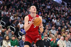 "MOLITE SE ZA NJEGA" Nikola Jović pokidao, a onda pokazao koliko je veliki čovek