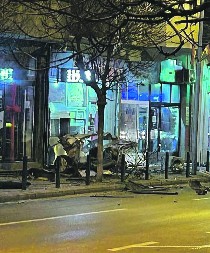 KAMERE SNIMILE JEZIVU NESREĆU U PARAĆINU Aleksandar se sa 150 km/h zakucao u drugi auto i poginuo! (FOTO)