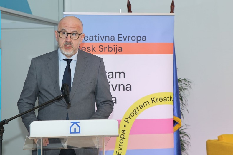 DRŽAVNI SEKRETAR GARIĆ OTVORIO INFORMATIVNI DAN POVODOM AKTUELNIH POZIVA U OKVIRU POTPROGRAMA KREATIVNA EVROPA "Da zajedno radimo na jačanju medijske pismenosti" (FOTO)