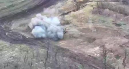 ZELENSKI BROJI MRTVE Objavljen snimak borbi na prvoj liniji fronta, Rusi podigli zastavu (VIDEO)