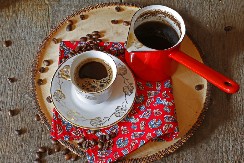 AKO JE KAFA GORKA VEROVATNO PRAVITE OVE GREŠKE Jednostavni trikovi da bude savršena