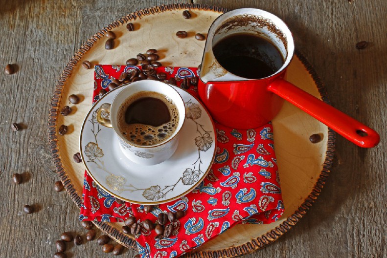 AKO JE KAFA GORKA VEROVATNO PRAVITE OVE GREŠKE Jednostavni trikovi da bude savršena