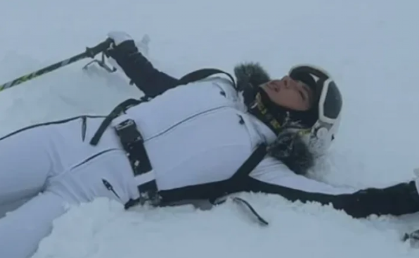 ''HLADIM USIJANU GLAVU'' Jovana Jeremić otišla na zasluženi odmor, a svi se pitaju gde je Dragan Stanković?