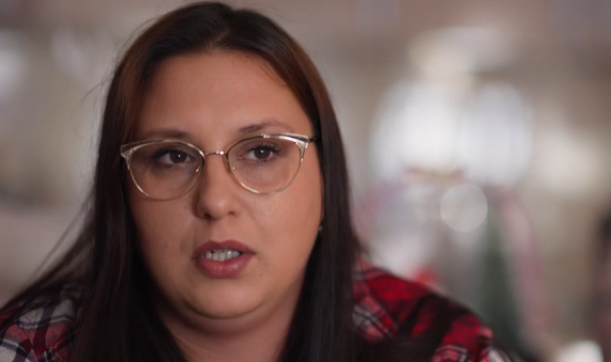 "AKO JE POVOD TRAGEDIJA, ZAŠTO ONDA STALNO PRAVE ŽURKE" Tetka nastradalih devojčica u Novom Sadu rekla šta misli o protestima