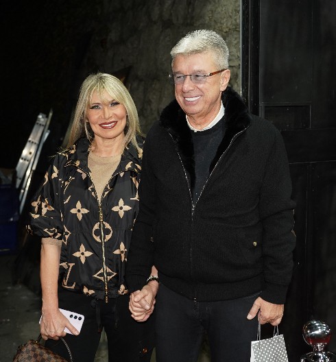 SAŠA POPOVIĆ JUTJUBERU PRODAJE FERARI OD MILION EVRA! Otkriveno o kome se radi!