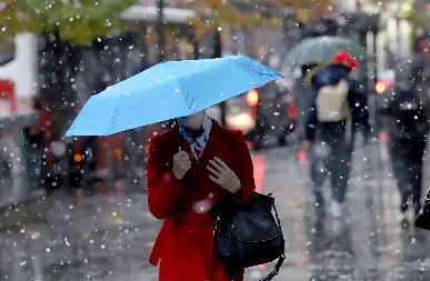 UŽIVAJTE JOŠ MALO, USKORO HAOS SA VREMENOM Sa +16 stiže SUNOVRAT, uskoro počinje da LIJE KIŠA I VEJE SNEG
