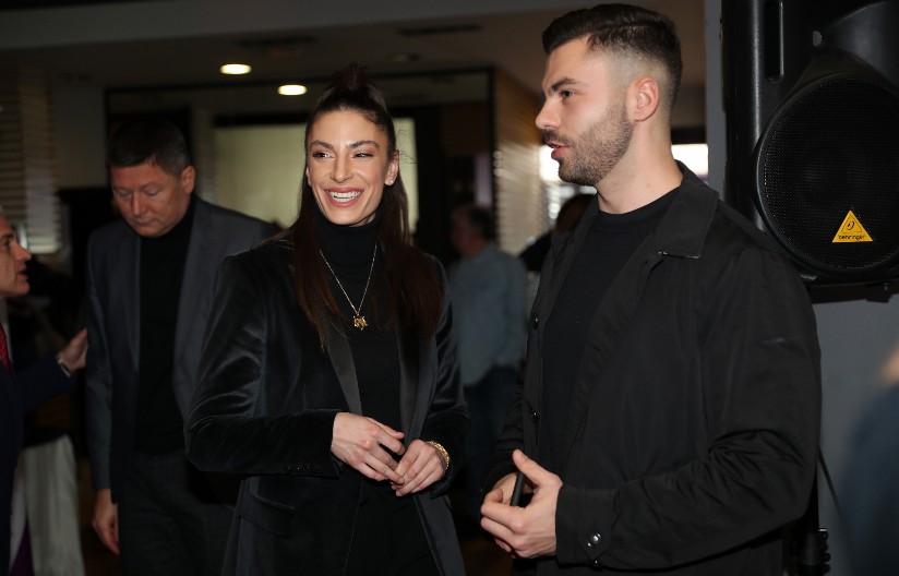 HIT! IVANA ŠPANOVIĆ OBORILA REKORD U BLAMIRANJU: Okačila fotomontažu Slavije (FOTO)