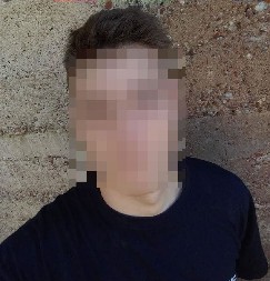 ZBOG IMOVINE IZBO ROĐENOG SINA NOŽEM U DVORIŠTU Stravično ubistvo u Paraćinu ledi krv u žilama