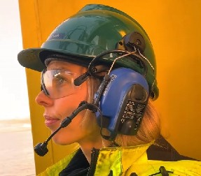 OVA DEVOJKA ZARAĐUJE PREKO MILON EVRA GODIŠNJE Za nju je ovo posao iz snova koji retko ko može da radi (VIDEO)