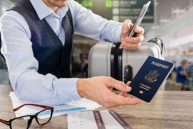 I POKLONI MORAJU DA SE PRIJAVE: Uprava carine objavila šta sme da se unese u Srbiju tokom praznika