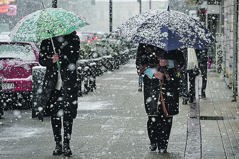 DIREKTOR RHMZ DAO PRECIZNU PROGNOZU Sneg u ovim delovima Srbije, temperatura pada na -8°C!