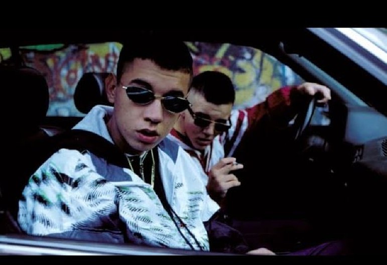 MAJKA NAŠEG POZNATOG GLUMCA IGRALA U FILMU "RANE" Niste mogli ni da naslutite ko je zapravo ova dama!