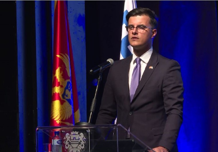 STRADALO NAJMANJE 10, 4 JE U BOLNICI Oglasio se ministar policije CG sa zvaničnom informacijom, poručio Cetinjanima da OSTANU U KUĆAMA