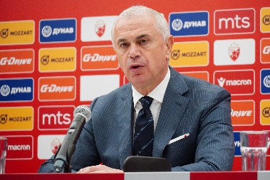 "NE PUŠTAMO GA BEZ OSAM MILIONA EVRA" Terzić otkrio koga bi se Zvezda odrekla, a ko sigurno ostaje