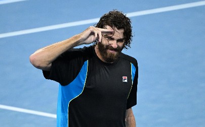 NIJE SLUČAJNO POBEDIO NOVAKA Američki bombarder u finalu Brizbejna