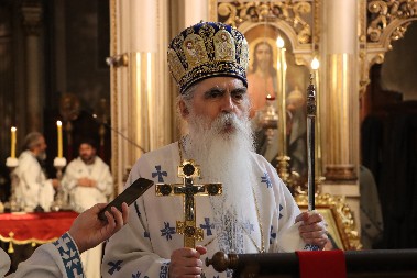 KADA BUDEMO IMALI LjUBAVI, BIĆE I MIRA I DOBRE VOLjE SVUDA I NA SVAKOM MESTU Božićni intervju mitropolita bačkog dr Irineja za Alo!