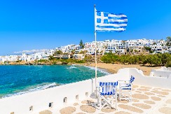 SRPSKI TURISTI DA SE SPREME ZA NOVINE Ova nova taksa u Grčkoj košta i do 100 evra dnevno, evo o čemu je reč!