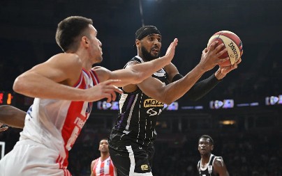 ZVEZDA GAZI KA TOP 4, PARTIZAN OTPISAN Pojavile se nove projekcije, "delije" u transu
