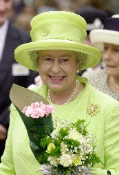 NI SUZU NIJE PUSTILA KADA JE DAJANA POGINULA, ALI EVO KADA JESTE Kraljica Elizabeta retko plakala u javnosti, ali u 2 situacije nije izdržala