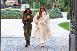 STIGAO JE PUN MESEC U RAKU I SNAŽNO ĆE UDARITI NA SVE NAS Evo kako će uticati na svaki znak Zodijaka, Strelac je pred izazovima