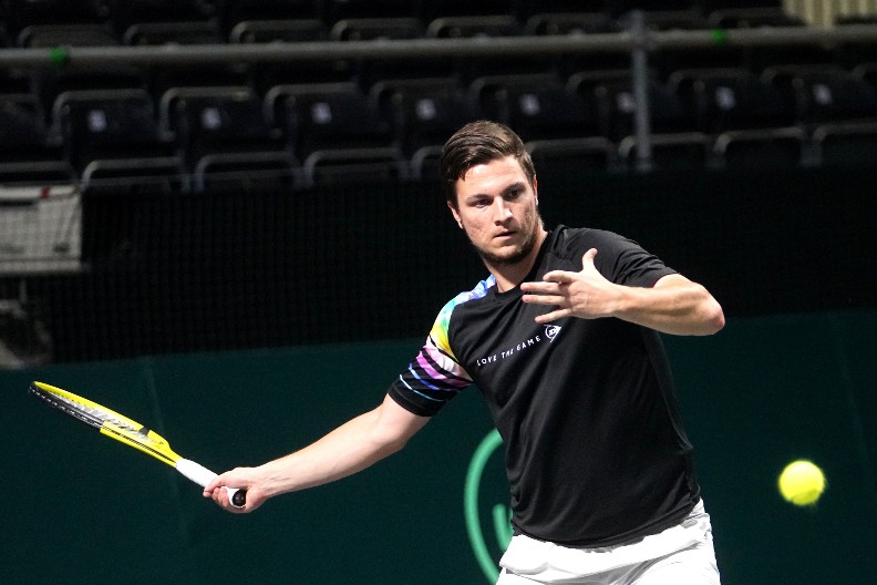 ON NE STAJE Kecmanović isprašio velikog favorita