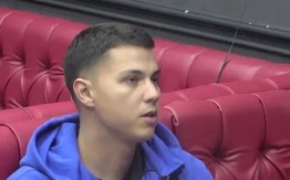 "TRESE SE ZA RULET STOLOM, CURI MU VODA NIZ RUKE" Peja u ozbiljnom problemu, momentalno mu zabranjeno da se kocka!