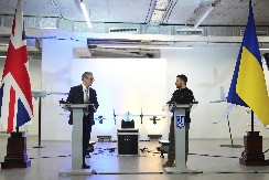 STARMEROV 100-GODIŠNJI PLAN Moskva najavljuje kraj Ukrajine, London pravi šanac pred kapijama Rusije