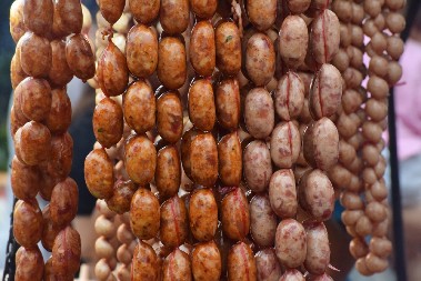 ČUVENA SREMSKA KOBASICIJADA U ŠIDU Ovu lepu manifestaciju zaista vredi posetiti