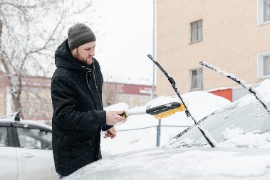KVAR NASTAJE PREKO NOĆI Vozači zimi prave veliku grešku sa automobilom, može vas koštati i do 500 eura