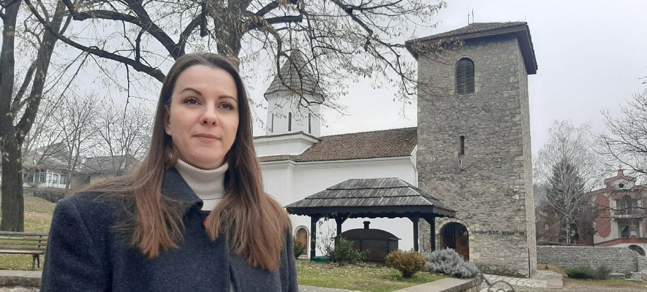 STAVITE ISPOD JASTUKA NOĆAS OGLEDALCE, MOŽDA OVO BUDETE SANJALE... Srpska verovanja i običaji od davnina za tri velika praznika;  Krstovdan, Bogojavljenje i Sveti Jovan!