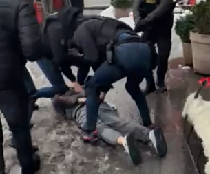 EVO KAKO SE PRED TUŽIOCEM BRANIO KINEZ KOJI JE DODIRIVAO DEVOJČICU (14): Sud mu odredio pritvor