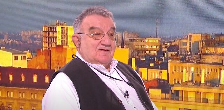 "POBOLJŠAVA RAD CREVA, BUBREGA, BEŠIKE, KOŽE I CELOG RESPIRATORNOG SISTEMA" Dr Perišić tvrdi da ovaj napitak okrepljuje organizam, ali niko ga ne uzima pravilno