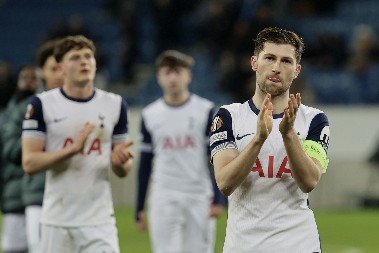 TROJKA TOTENHEMA Grci produžili krizu Porta, pljuštali golovi u Bakuu i Malmeu