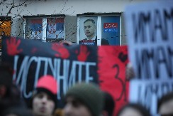 KOLUMNA DRAGUTINA MATANOVIĆA: Protesti i blokade su obojena revolucija (4)