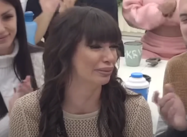 DRAMA U PORODICI KULIĆ! Usred noći Miljani upala žena kroz prozor, ona zabrinuta za život, ne može da dođe sebi!